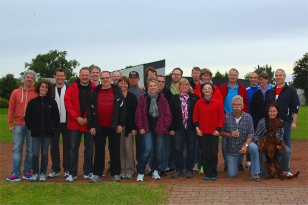 Gruppenfoto der Teilnehmer der ersten Boule Masters

