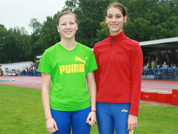 
Sarah Weckbecker und Katrin Loose waren bei den Deutschen Blockmehrkampfmeisterschaften in Hannover am Start.
