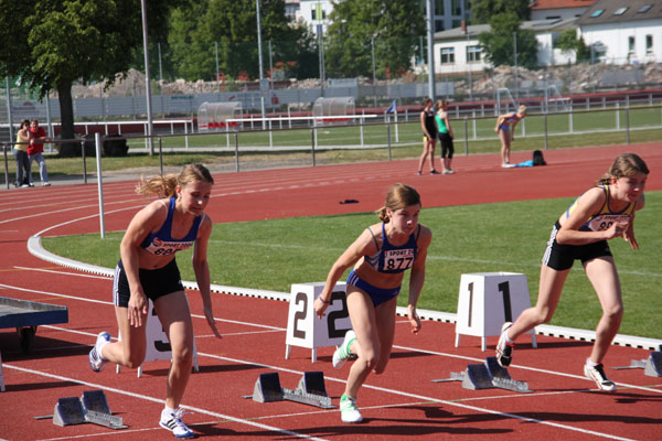 
Jana Valeska Bräuer beim Start zum 75 Meter Sprint.


